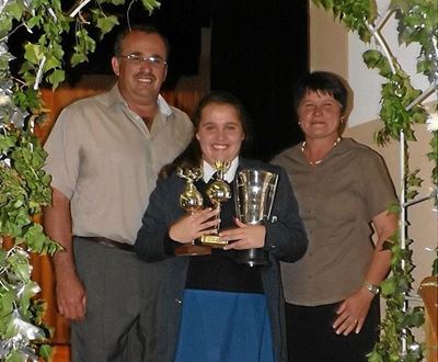 Naomi Uys is Dux-leerder
